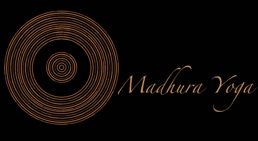Logo de Madhura Yoga, partenaires de CtrekFusion